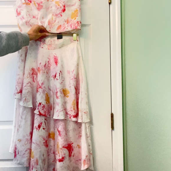 BCBG crop Top Matching Skirt NWT - Picture 2 of 7